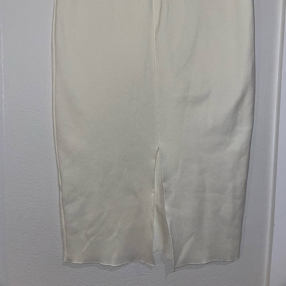 White Zara skirt size medium